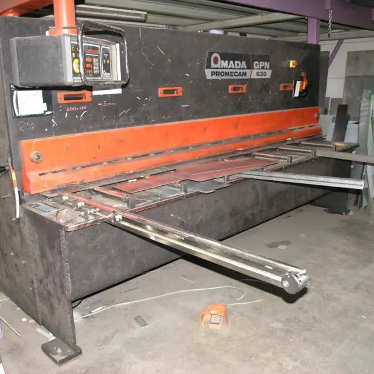 plate shear Amada GPN 630