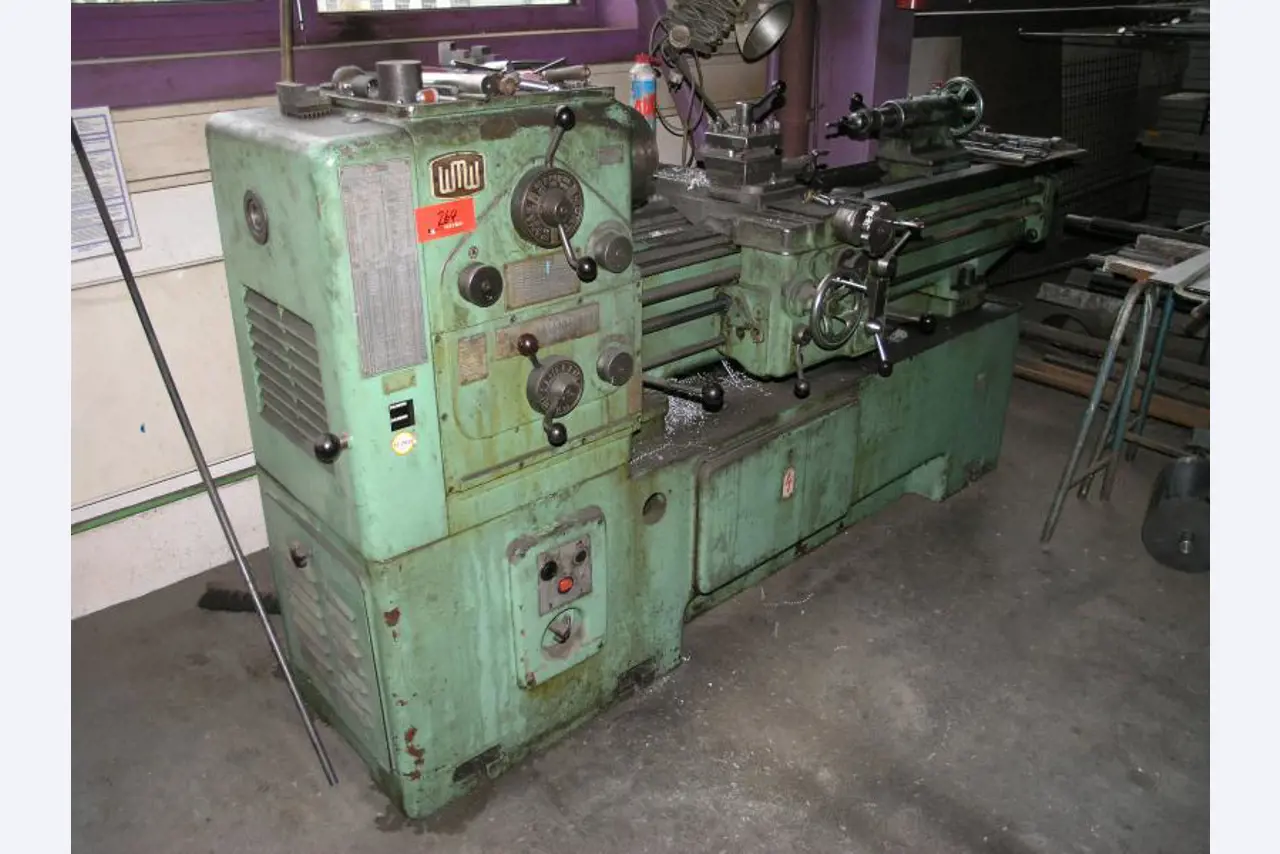 Ross GmbH acero, aluminio, construcción de tabiques-1