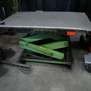 hydraulic scissor lifting table