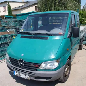 truck Mercedes Benz 211 CDi