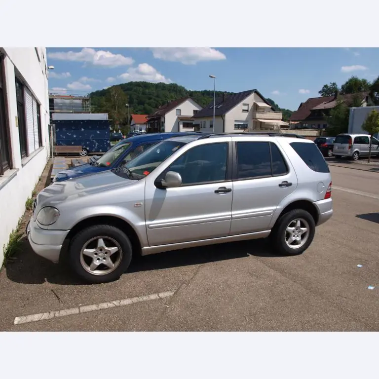 dobro vzdrževana vozila.-1