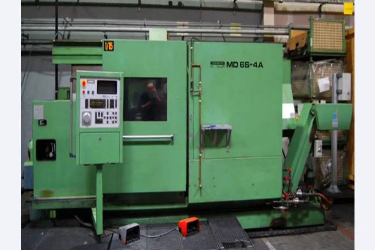 CNC-Drehmaschinen<br>Bearbeitungszentren
-1