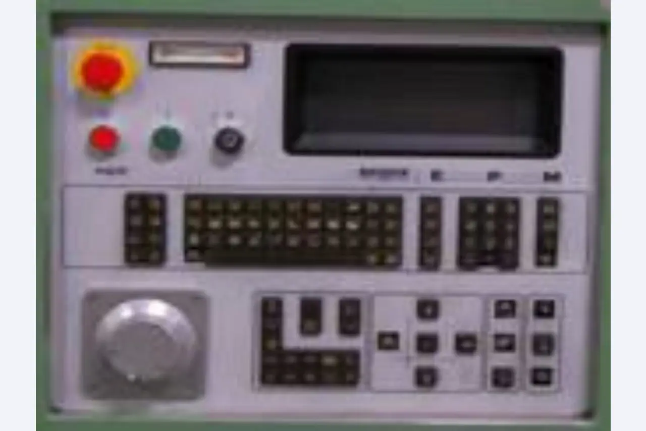 CNC-Drehmaschinen<br>Bearbeitungszentren
-3