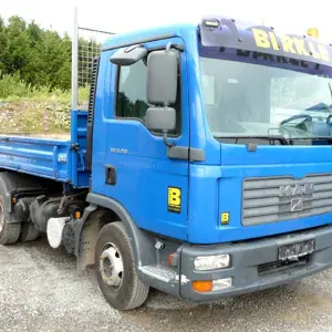 HGV MAN TGL 8.210