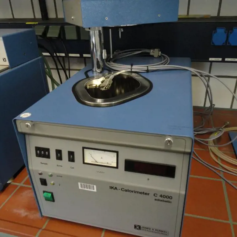 Verbrennungs-Kalorimeter IKA-Analysentechnik C4000 adiabatisch