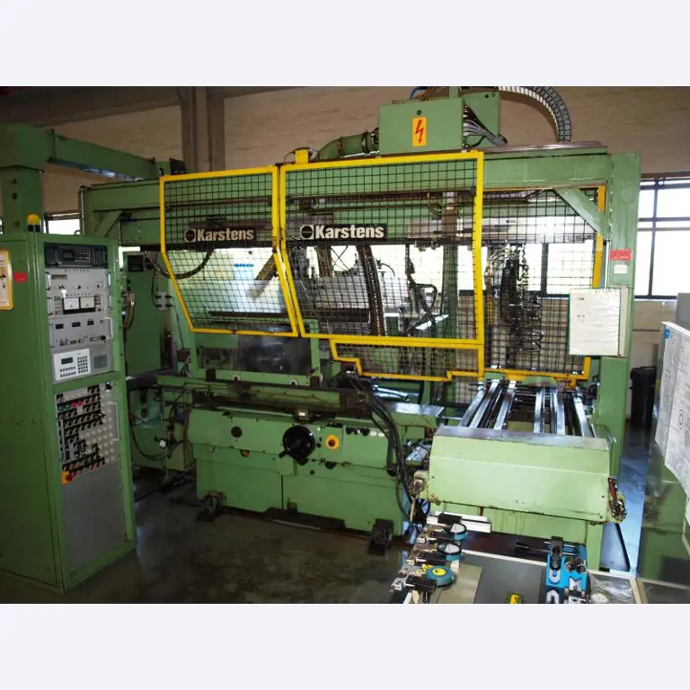 gepflegte Werkzeuge / <br>Zubehör sowie sonstige Betriebsmittel
-1