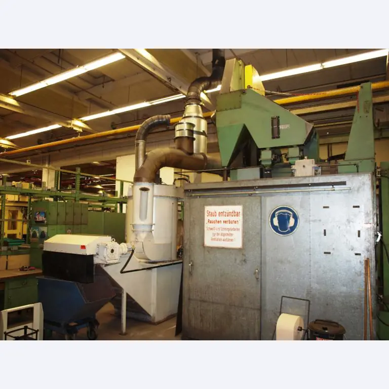 gepflegte Werkzeuge / <br>Zubehör sowie sonstige Betriebsmittel
-1