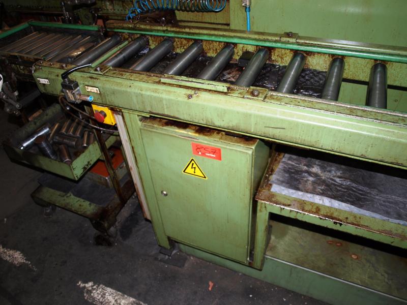 gepflegte Werkzeuge / <br>Zubehör sowie sonstige Betriebsmittel
-3