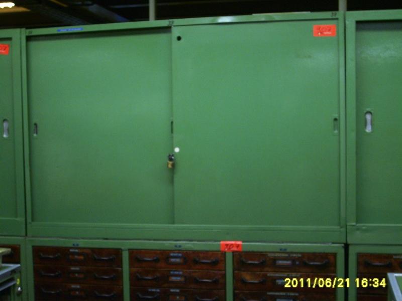 gepflegte Werkzeuge / <br>Zubehör sowie sonstige Betriebsmittel
-9