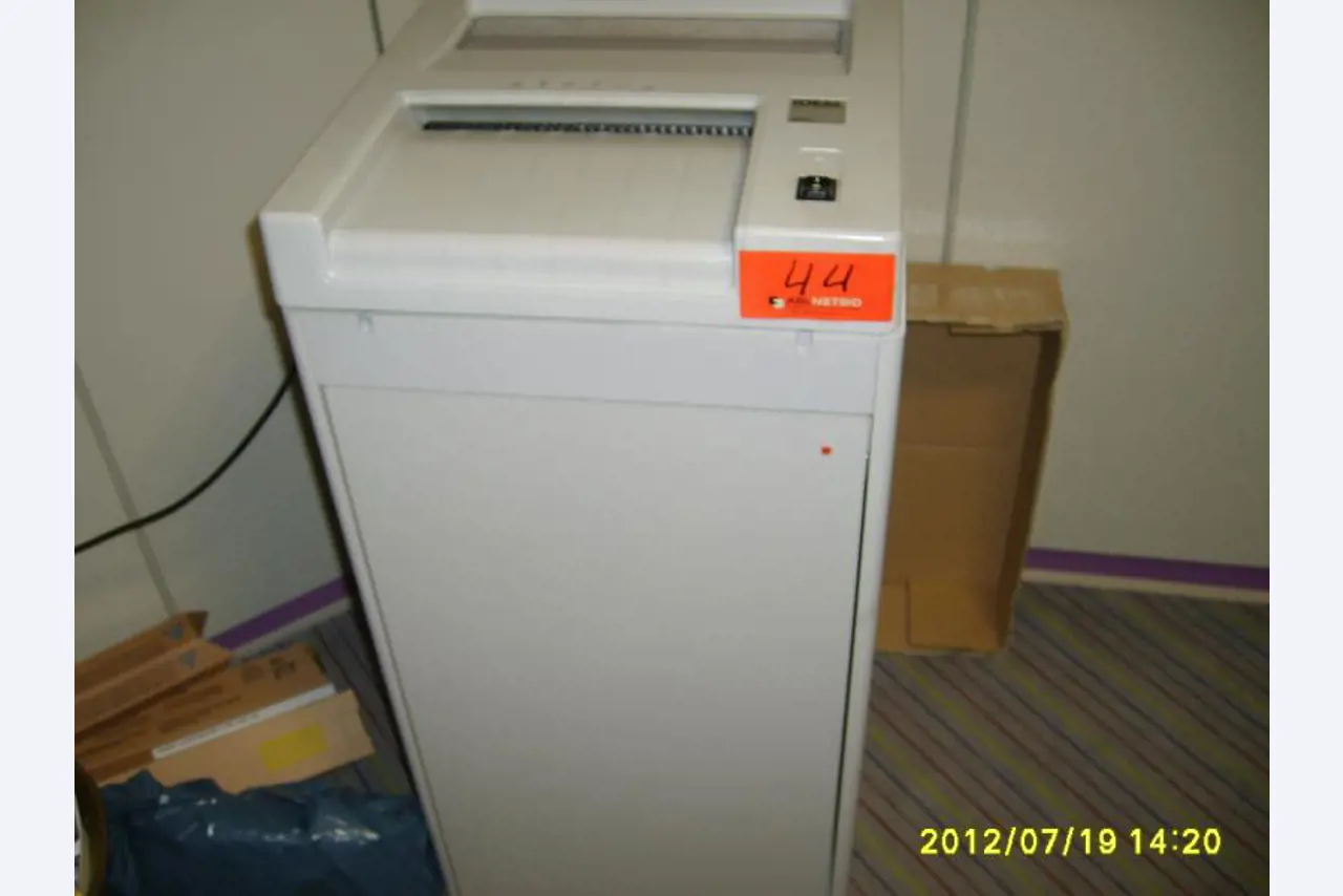 Rübenacker Reisen Omnibusverkehr GmbH & Co. KG<br>
and additional order-4