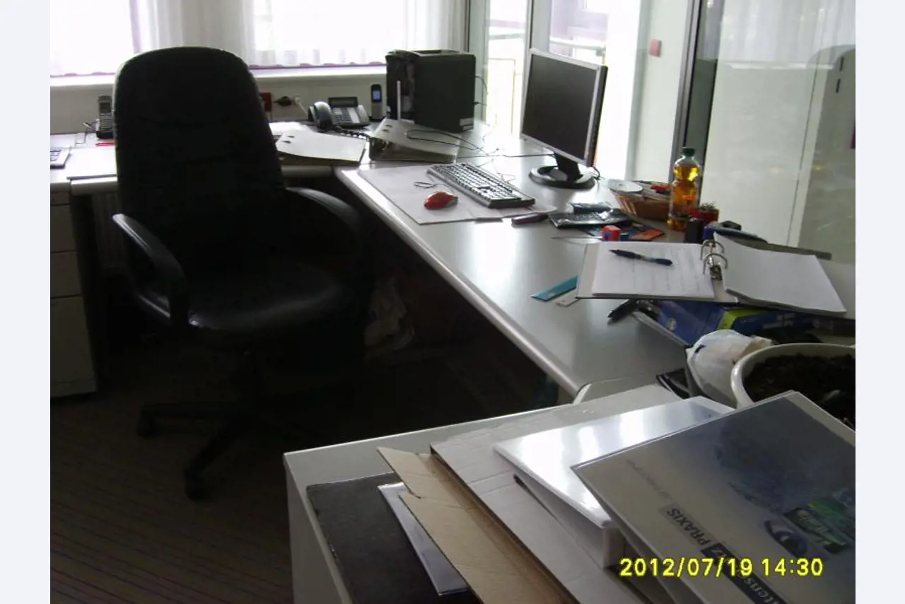 Rübenacker Reisen Omnibusverkehr GmbH & Co. KG<br>
and additional order-6