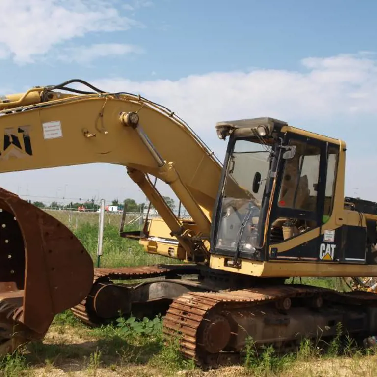 Raupenbagger Caterpillar 325 LN