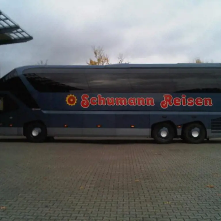 coach Neoplan Starliner 2 (N5217 SHD)