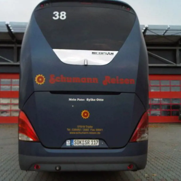 coach Neoplan Starliner 2 (N5217 SHD)