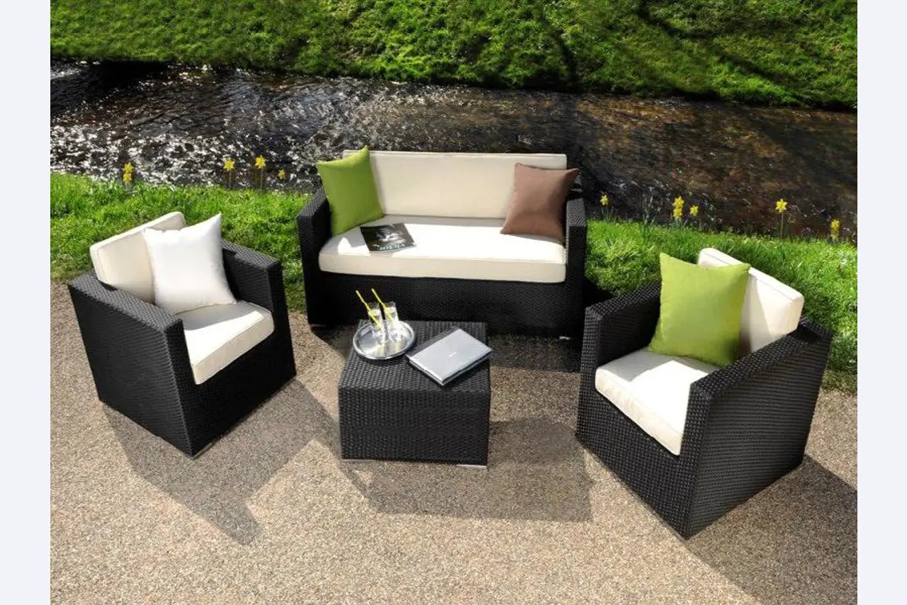 Garden furniture sets made of meshwork-1