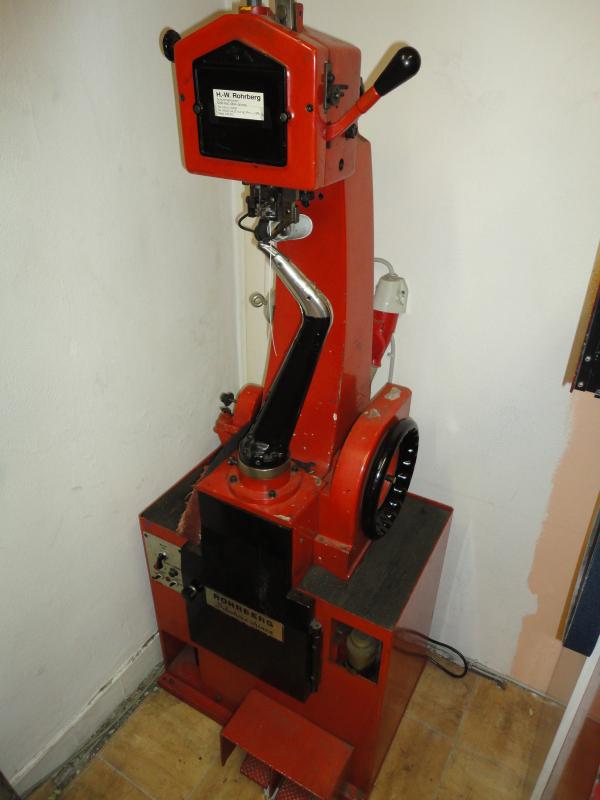 shoe- and locksmith-2