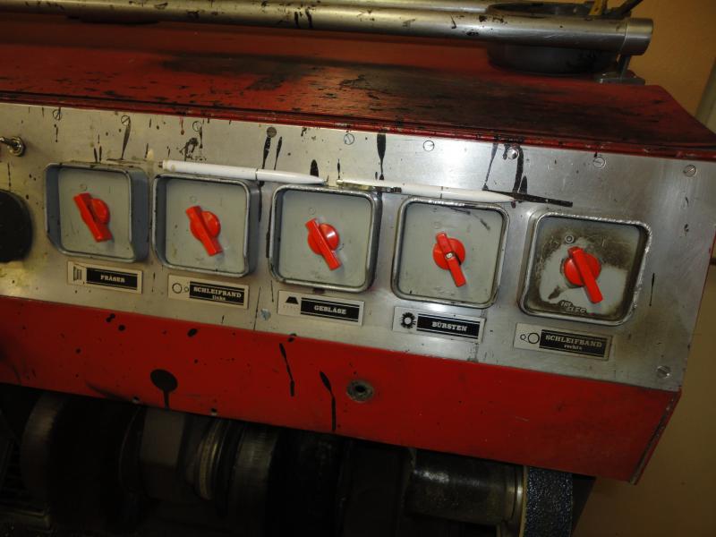 shoe- and locksmith-15