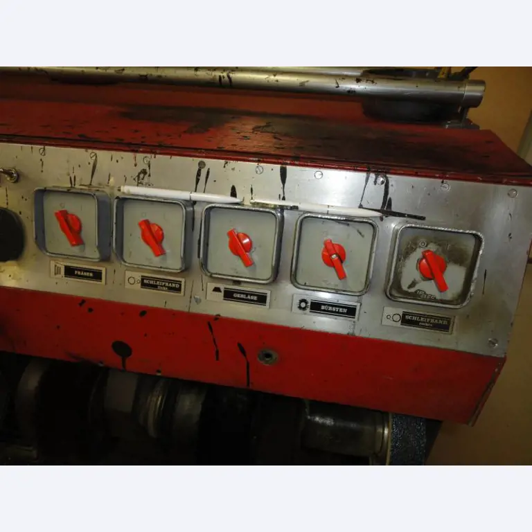 shoe- and locksmith-15