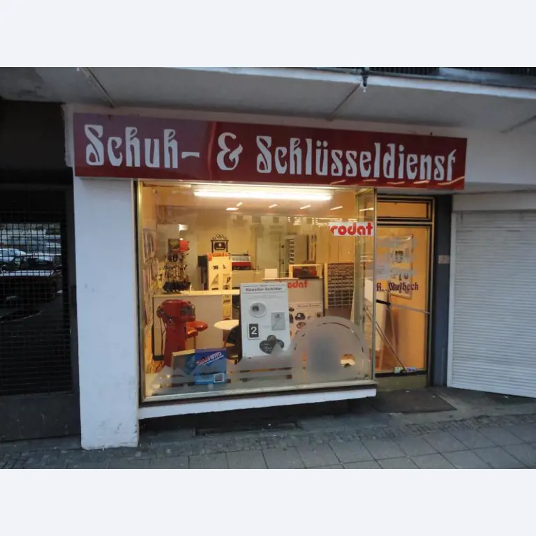 shoe- and locksmith-1