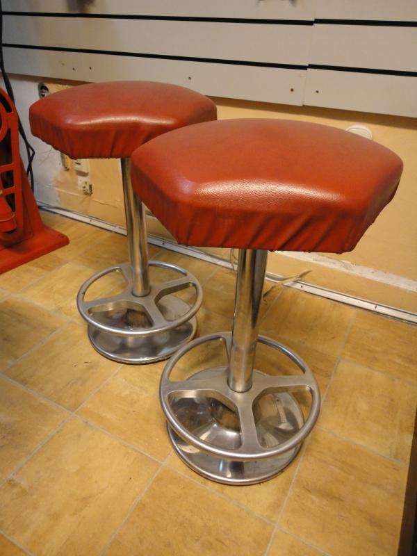 shoe- and locksmith-48