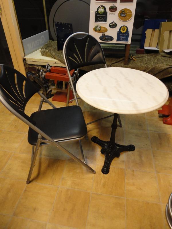 shoe- and locksmith-49