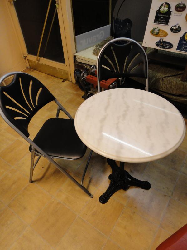 shoe- and locksmith-50