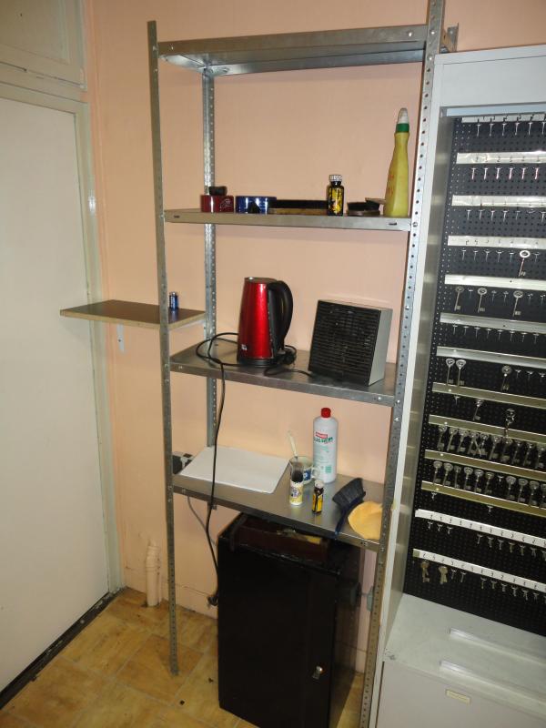 shoe- and locksmith-52