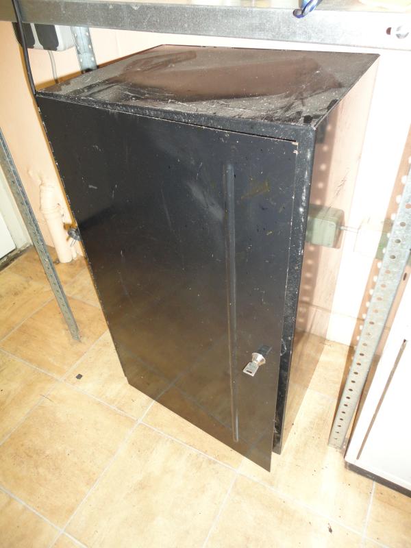 shoe- and locksmith-54