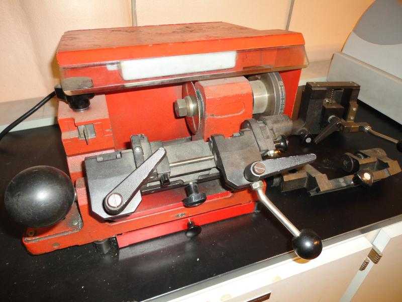 shoe- and locksmith-6