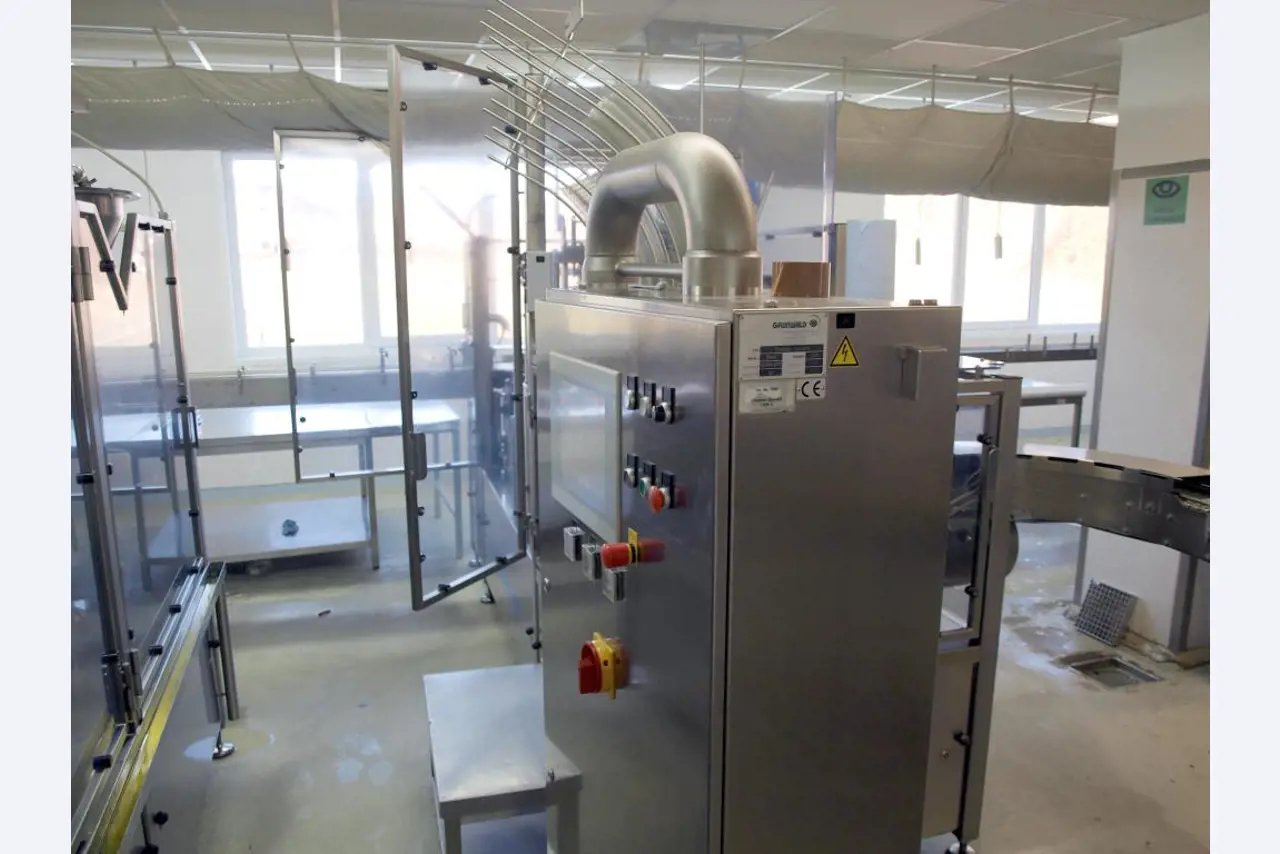 automatic cup filling machine<br>-4