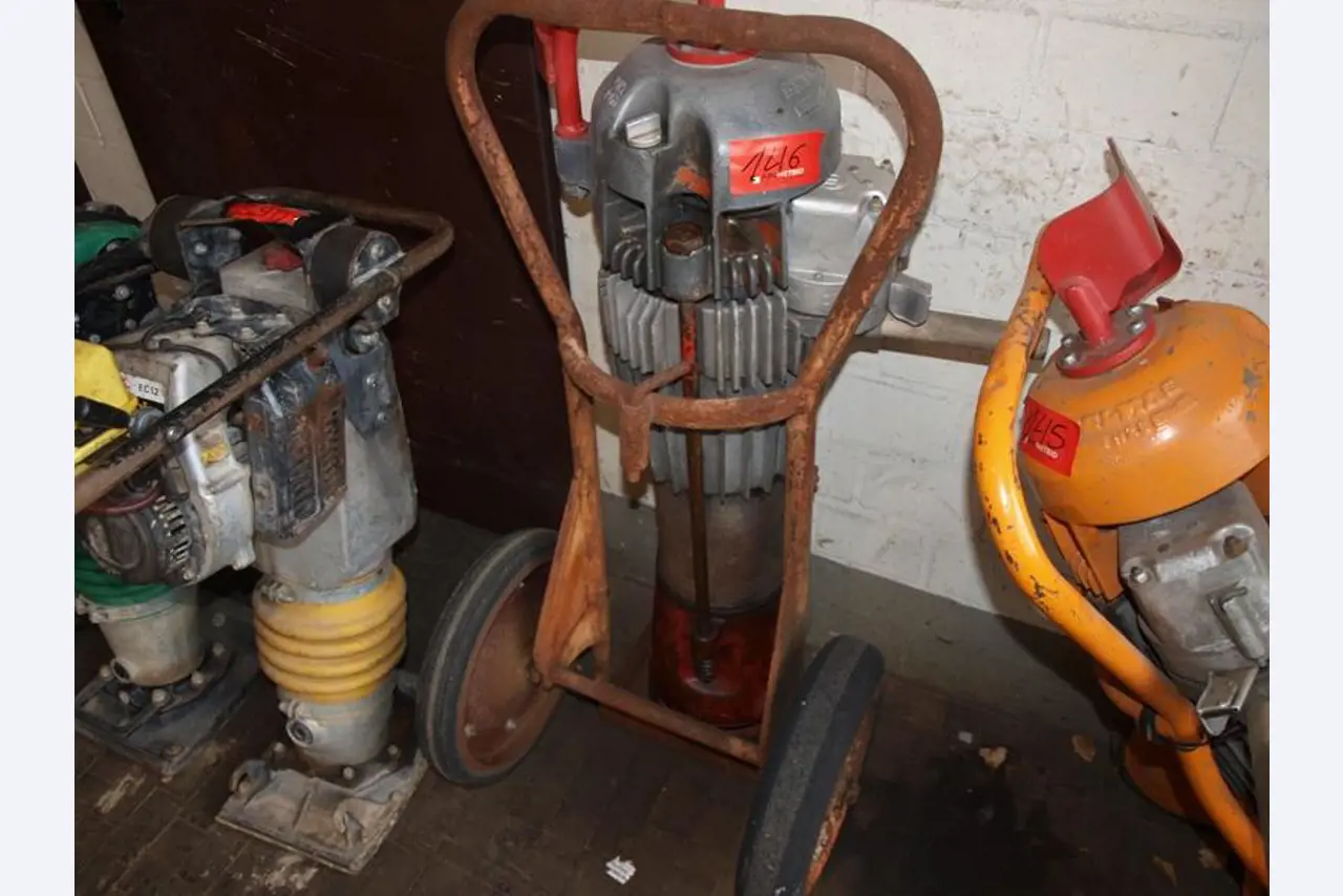 Wolfer & Goebel Bau- und Projektgesellschaft mbH
-1