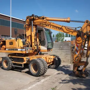 hydraulic mobile excavator  Liebherr A 912 Litronic