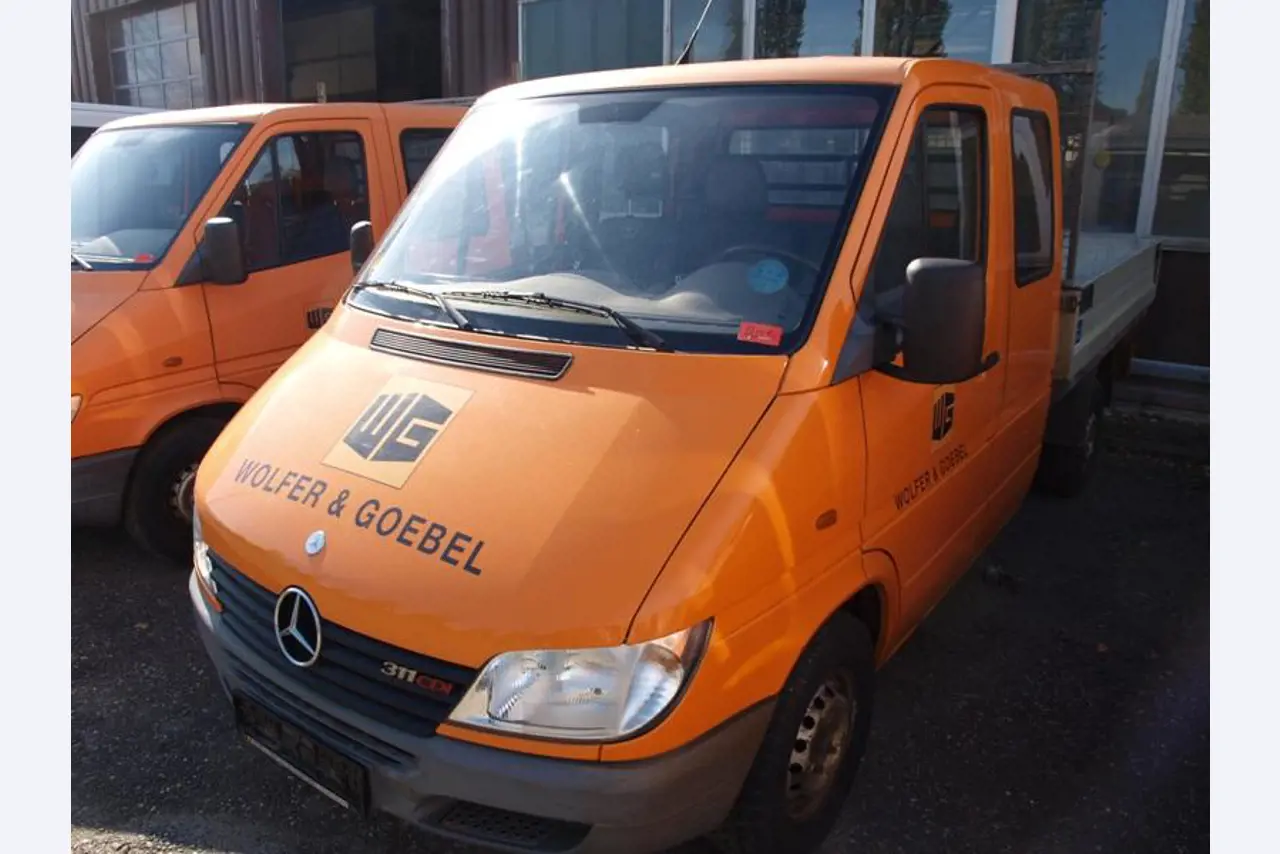 Wolfer & Goebel Bau- und Projektgesellschaft mbH
-2