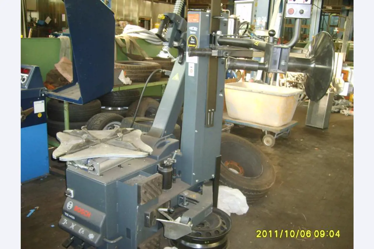 Wolfer & Goebel Bau- und Projektgesellschaft mbH
-2