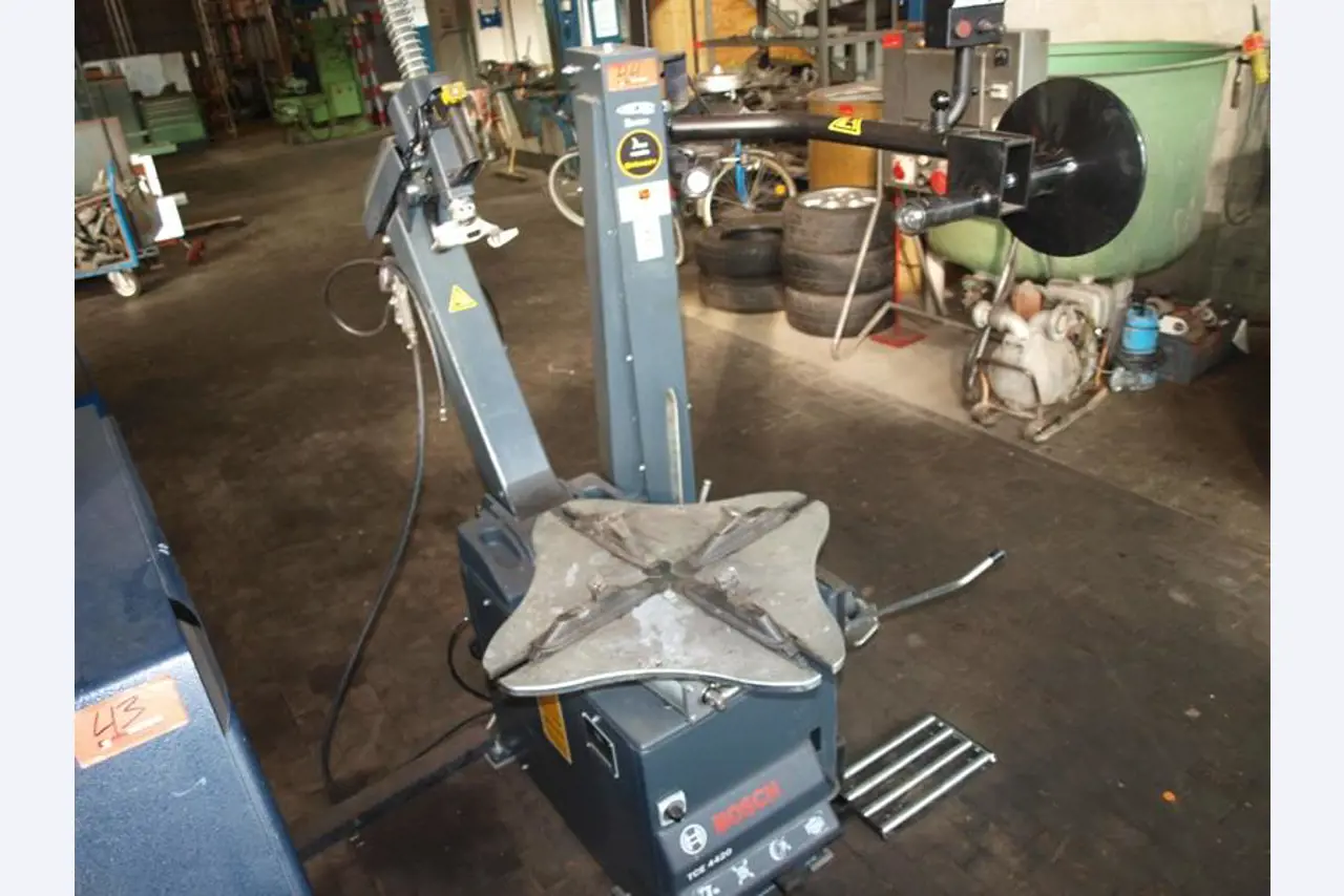 Wolfer & Goebel Bau- und Projektgesellschaft mbH
-1