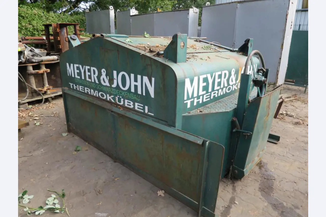 máquinas e equipamentos de construção bem conservados <br>bem como tecnologia de construção de túneis-2