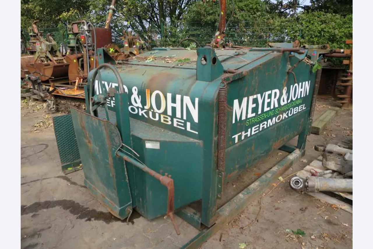 máquinas e equipamentos de construção bem conservados <br>bem como tecnologia de construção de túneis-3