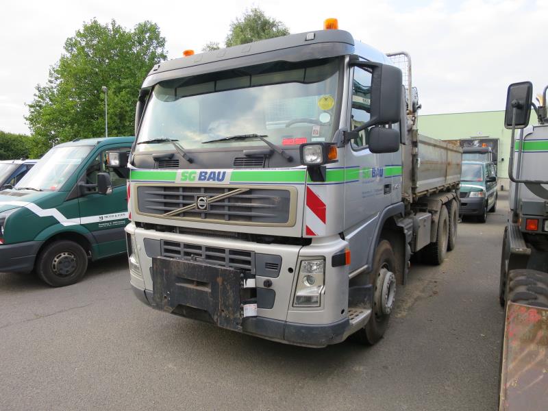 well-maintained construction machinery and equipment <br>as well as the tunneling technology-4