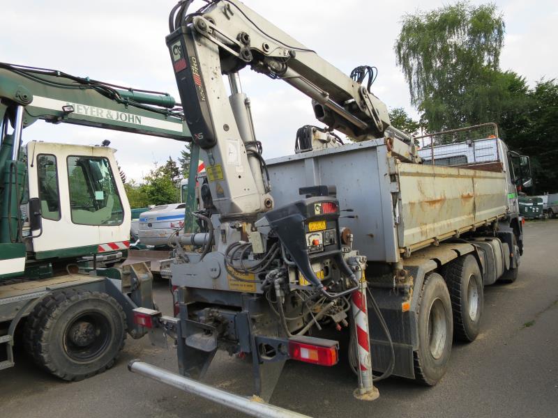 well-maintained construction machinery and equipment <br>as well as the tunneling technology-6