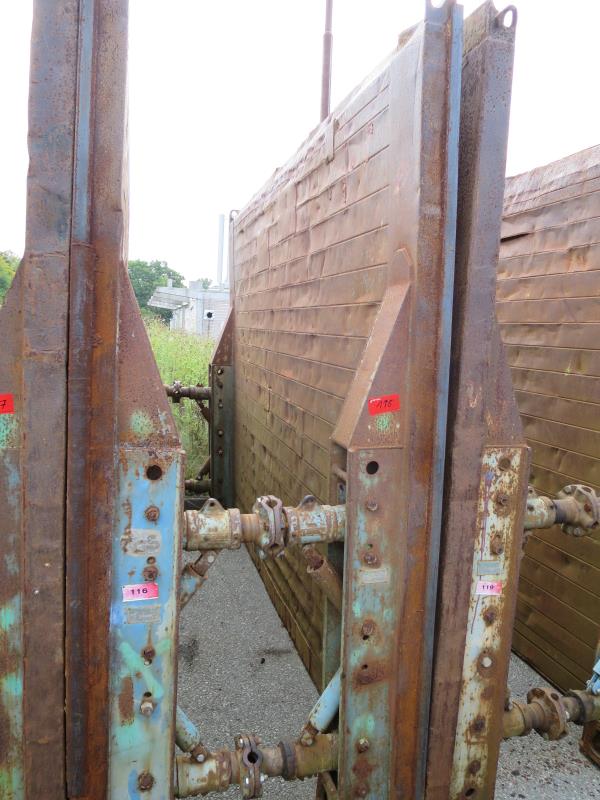 des machines et engins de chantier bien entretenus <br>ainsi que la technique de creusement des tunnels-1