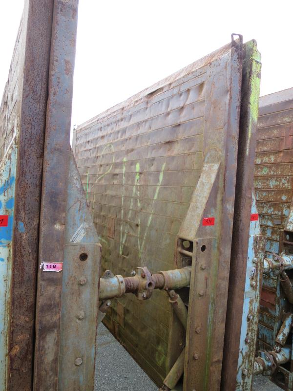 des machines et engins de chantier bien entretenus <br>ainsi que la technique de creusement des tunnels-1