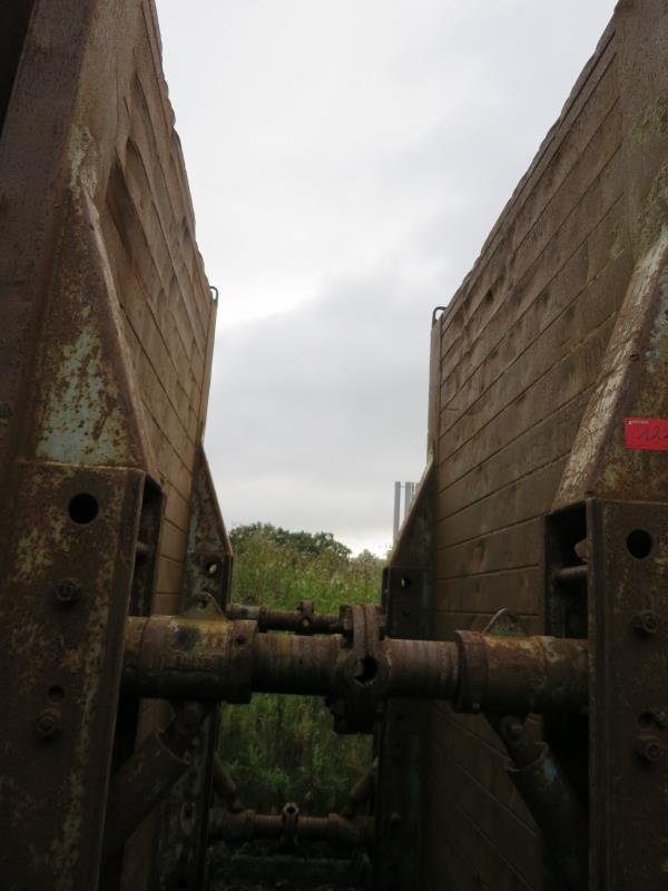 des machines et engins de chantier bien entretenus <br>ainsi que la technique de creusement des tunnels-1