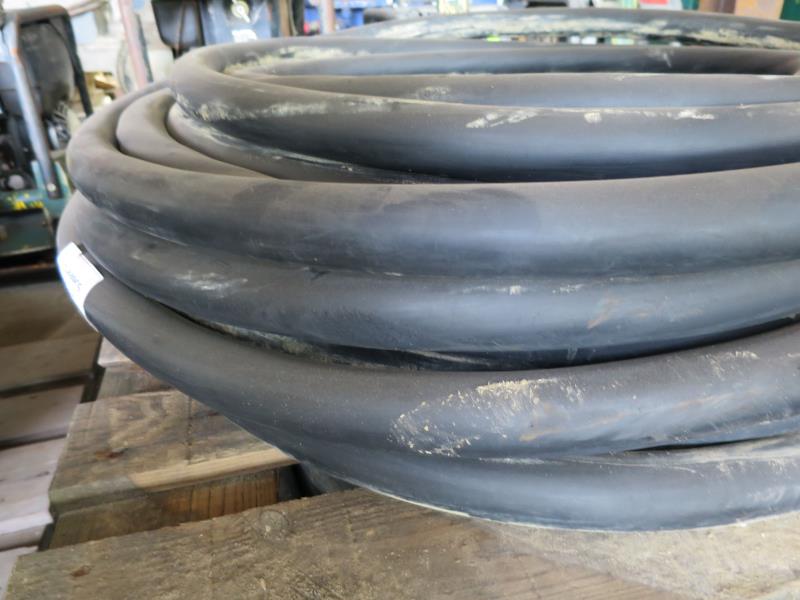 des machines et engins de chantier bien entretenus <br>ainsi que la technique de creusement des tunnels-1