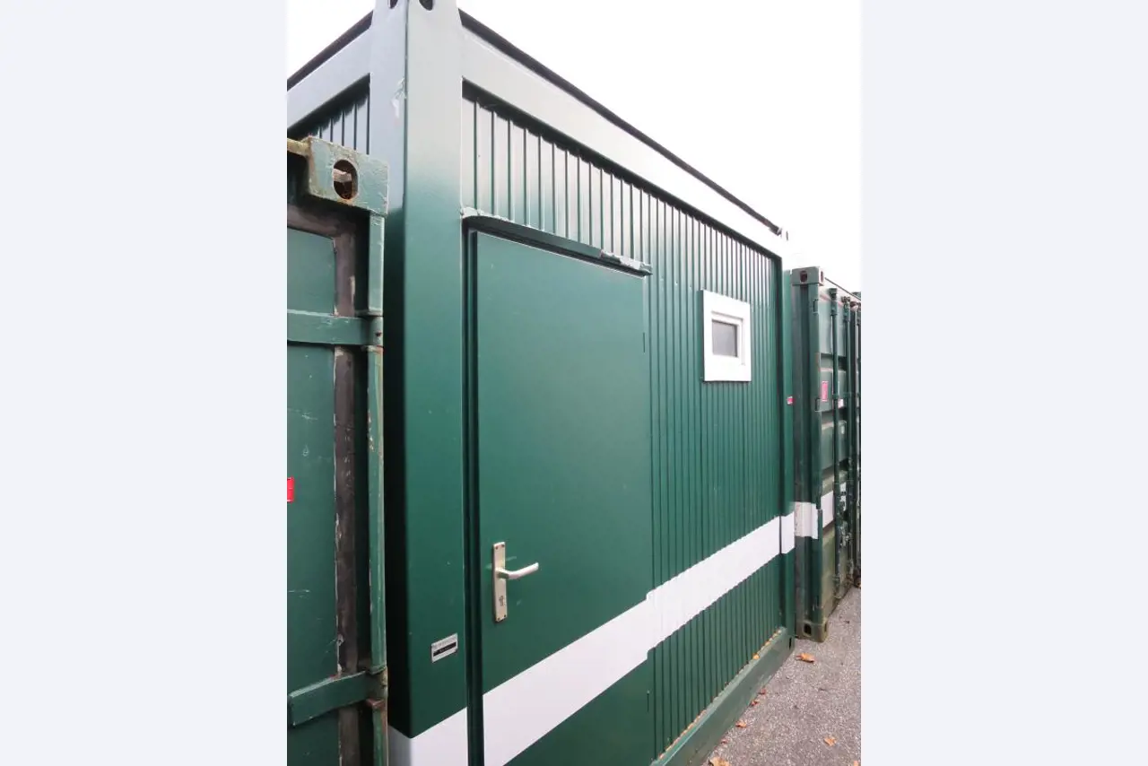 well-maintained construction machinery and equipment <br>as well as the tunneling technology-2