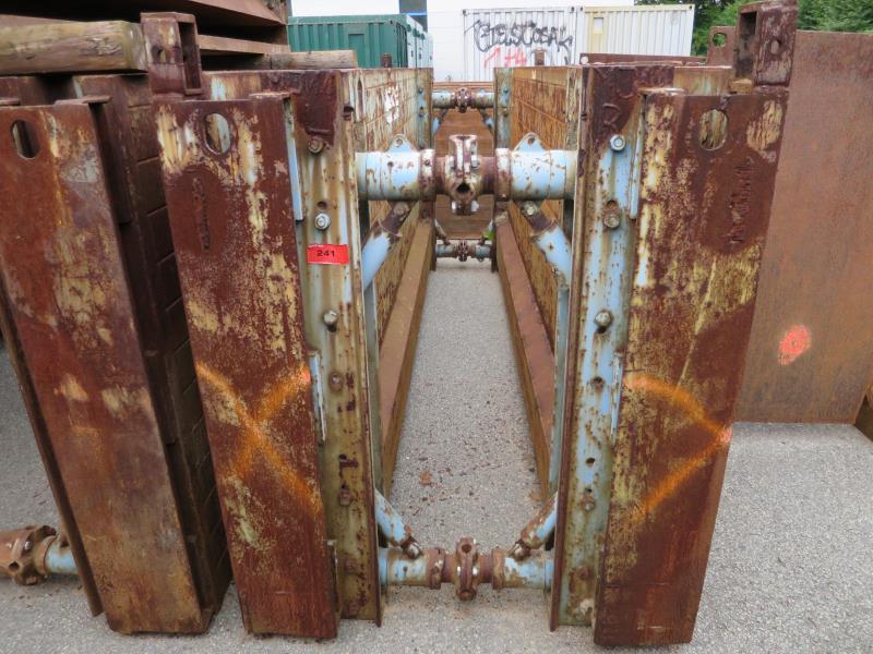 des machines et engins de chantier bien entretenus <br>ainsi que la technique de creusement des tunnels-1