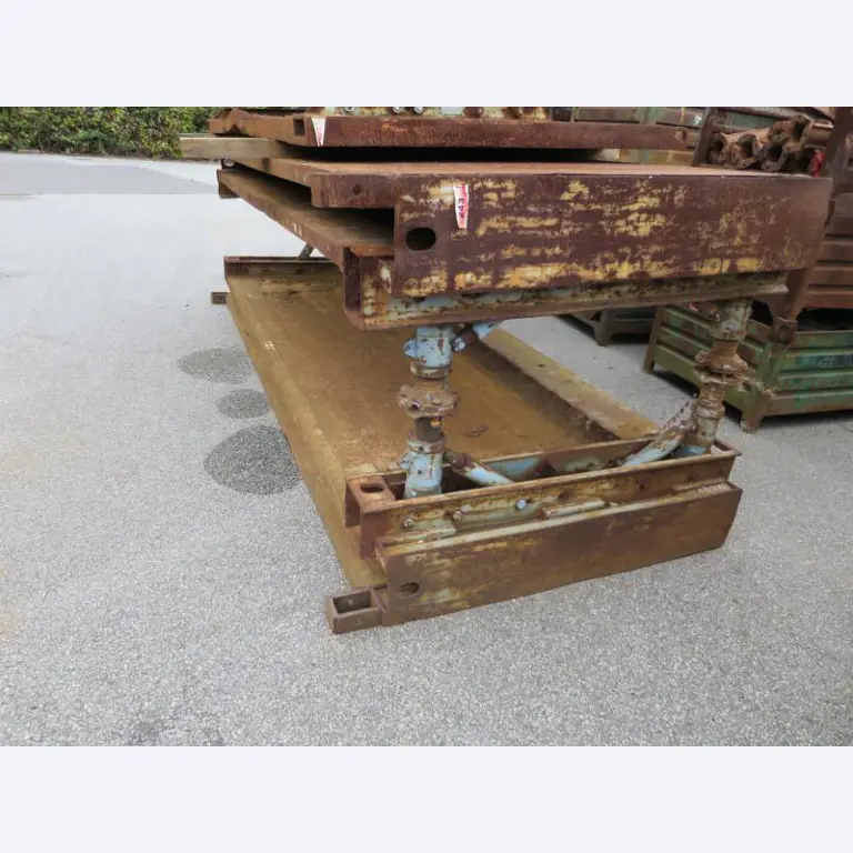 goed onderhouden bouwmachines en -apparatuur <br> evenals tunneltechnieken-1