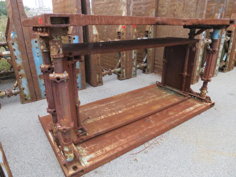 des machines et engins de chantier bien entretenus <br>ainsi que la technique de creusement des tunnels-1