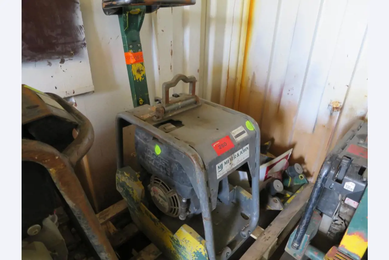 goed onderhouden bouwmachines en -uitrusting-3