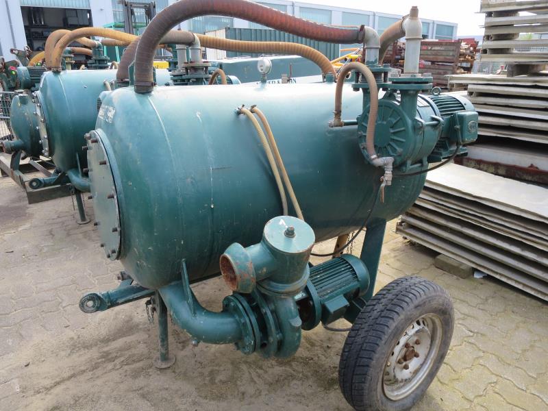 des machines et engins de chantier bien entretenus <br>ainsi que la technique de creusement des tunnels-2