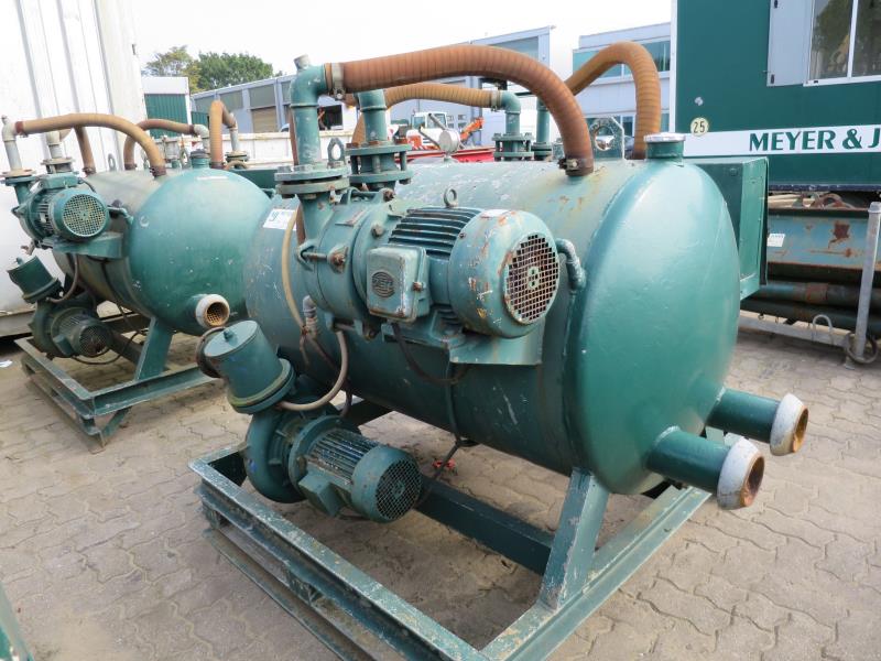 dobro vzdrževani gradbeni stroji in oprema <br>kot tudi tehnologija gradnje predorov.-2